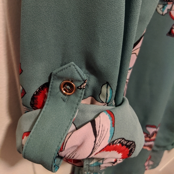 Candies Button Down Top - Picture 5 of 7